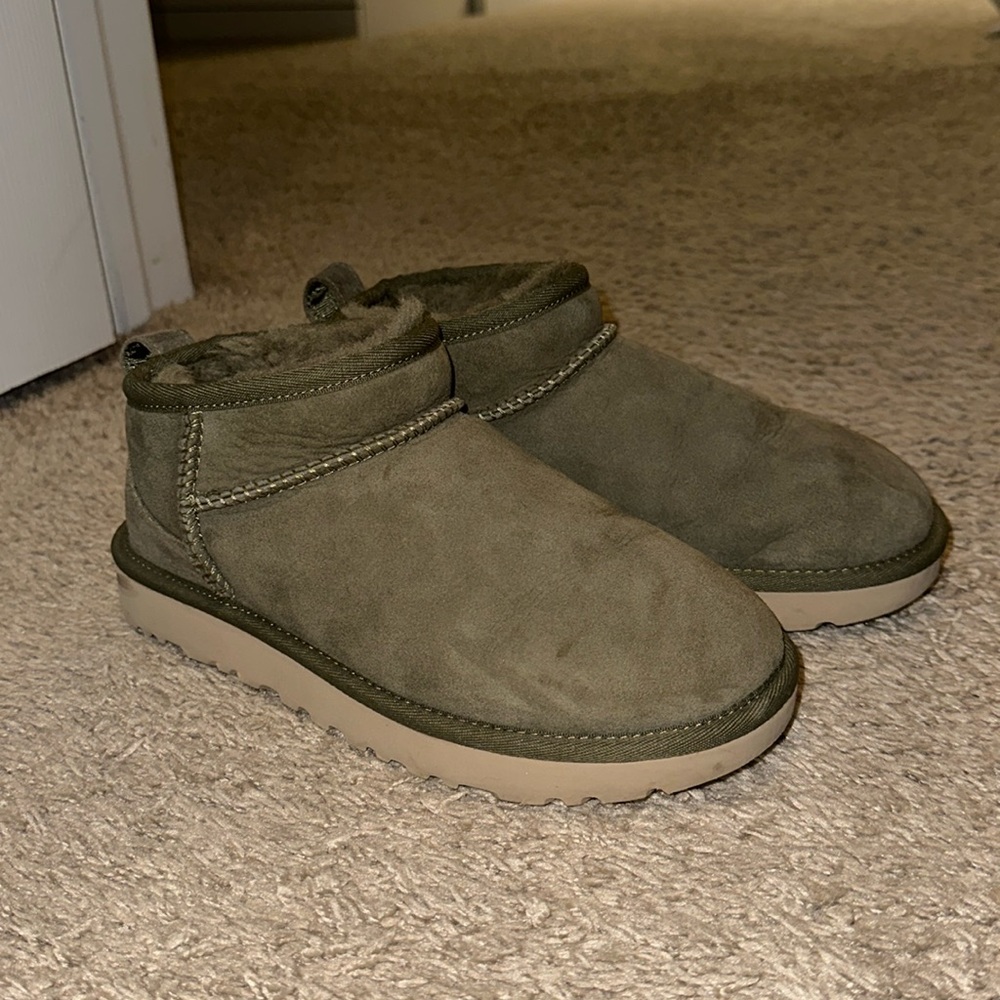 Ultra mini army green Uggs